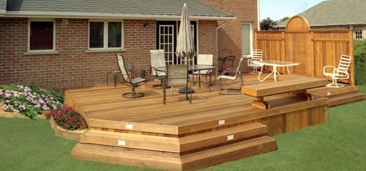 Cedar Composite Decking in Bell Gardens, CA